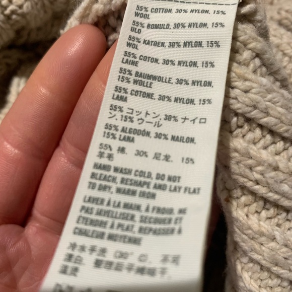 Hollister large oversized short sleeve knit sweater - Picture 6 of 6